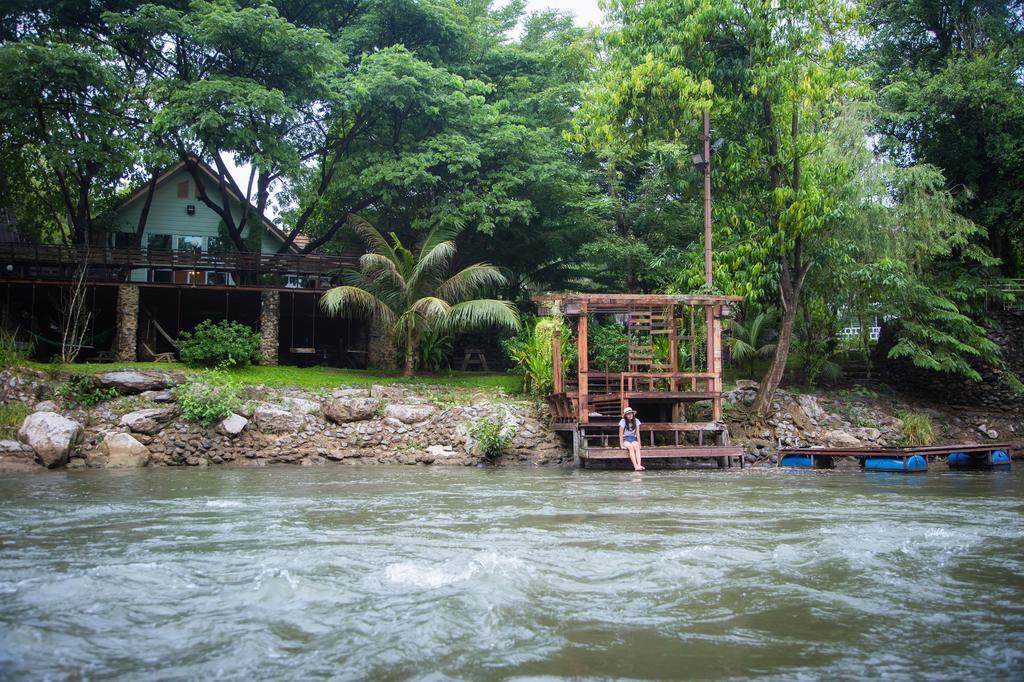 Watermill Resort Nong Nam Daeng Екстериор снимка